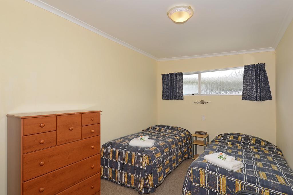 Trentham Motel Upper Hutt Exterior photo